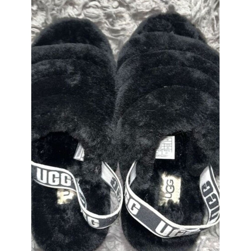 UGG Black Cozy Slippers Womens 6